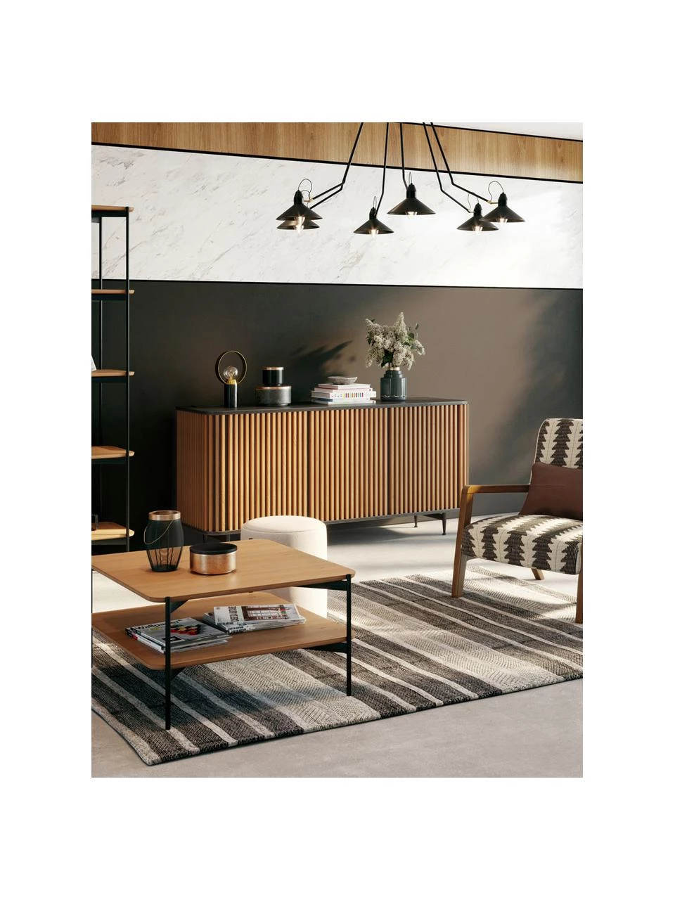 Design-Sideboard Linea mit Türen und Eichenholzfurnier, B 159 x H 74 cm 4 Design-Sideboard Linea mit Türen und Eichenholzfurnier, B 159 x H 74 cm – Bild 2