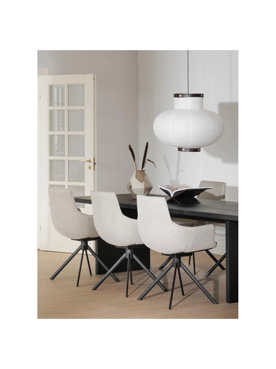 Rowico Esstisch Emmett aus Eschenholz in Schwarz, 240 x 95 cm, B 240 x T 95 cm 4 Rowico Esstisch Emmett aus Eschenholz in Schwarz, 240 x 95 cm, B 240 x T 95 cm – Bild 2