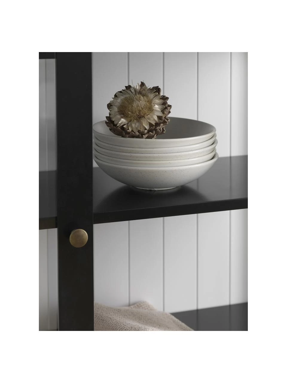 Glasvitrine Wilma in Schwarz, B 98 x H 193 cm 5 Glasvitrine Wilma in Schwarz, B 98 x H 193 cm – Bild 3