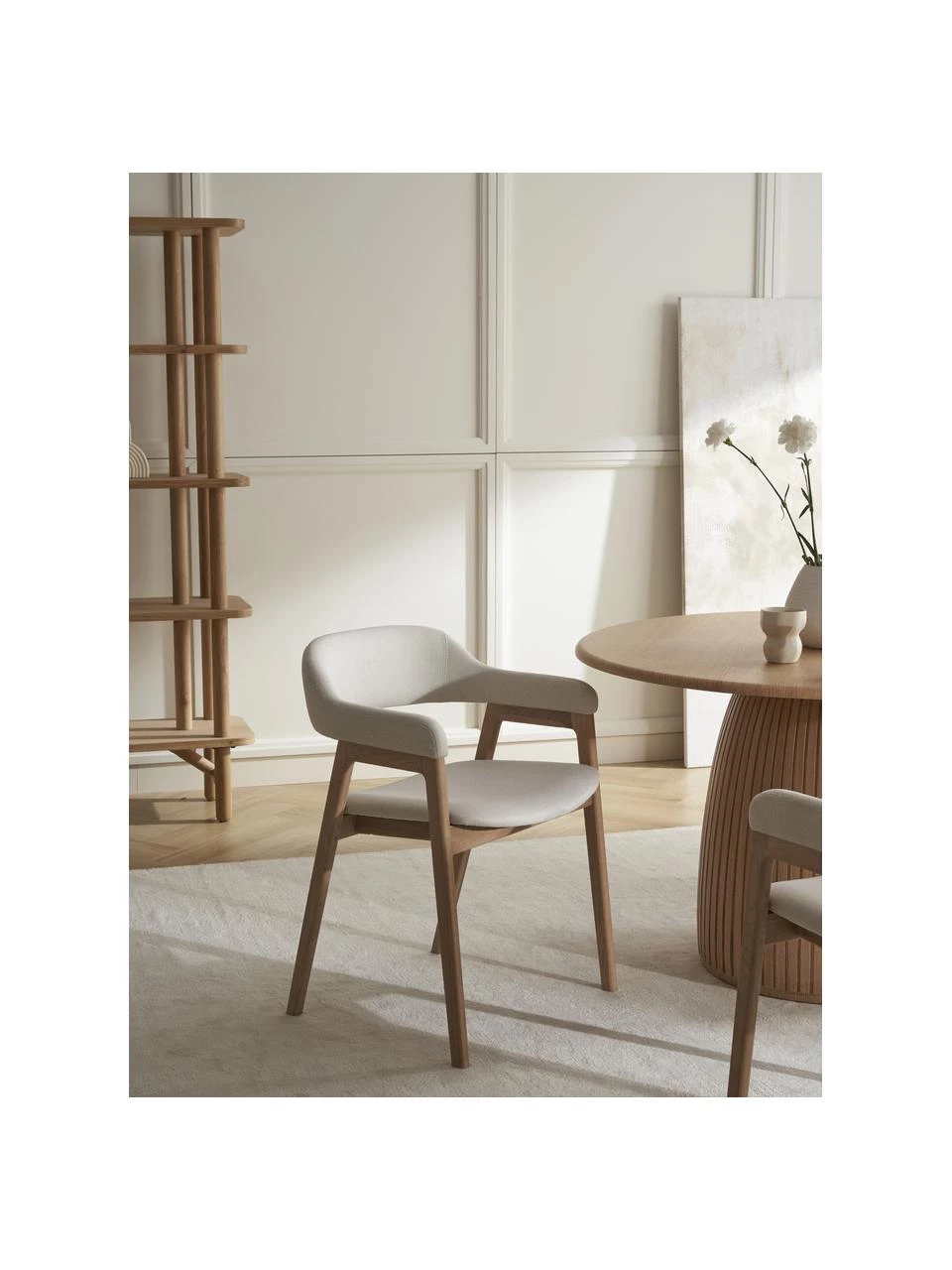 Westwing Collection Holz-Armlehnstuhl Santiano mit Polsterung, B 58 x T 58 cm 4 Westwing Collection Holz-Armlehnstuhl Santiano mit Polsterung, B 58 x T 58 cm – Bild 2