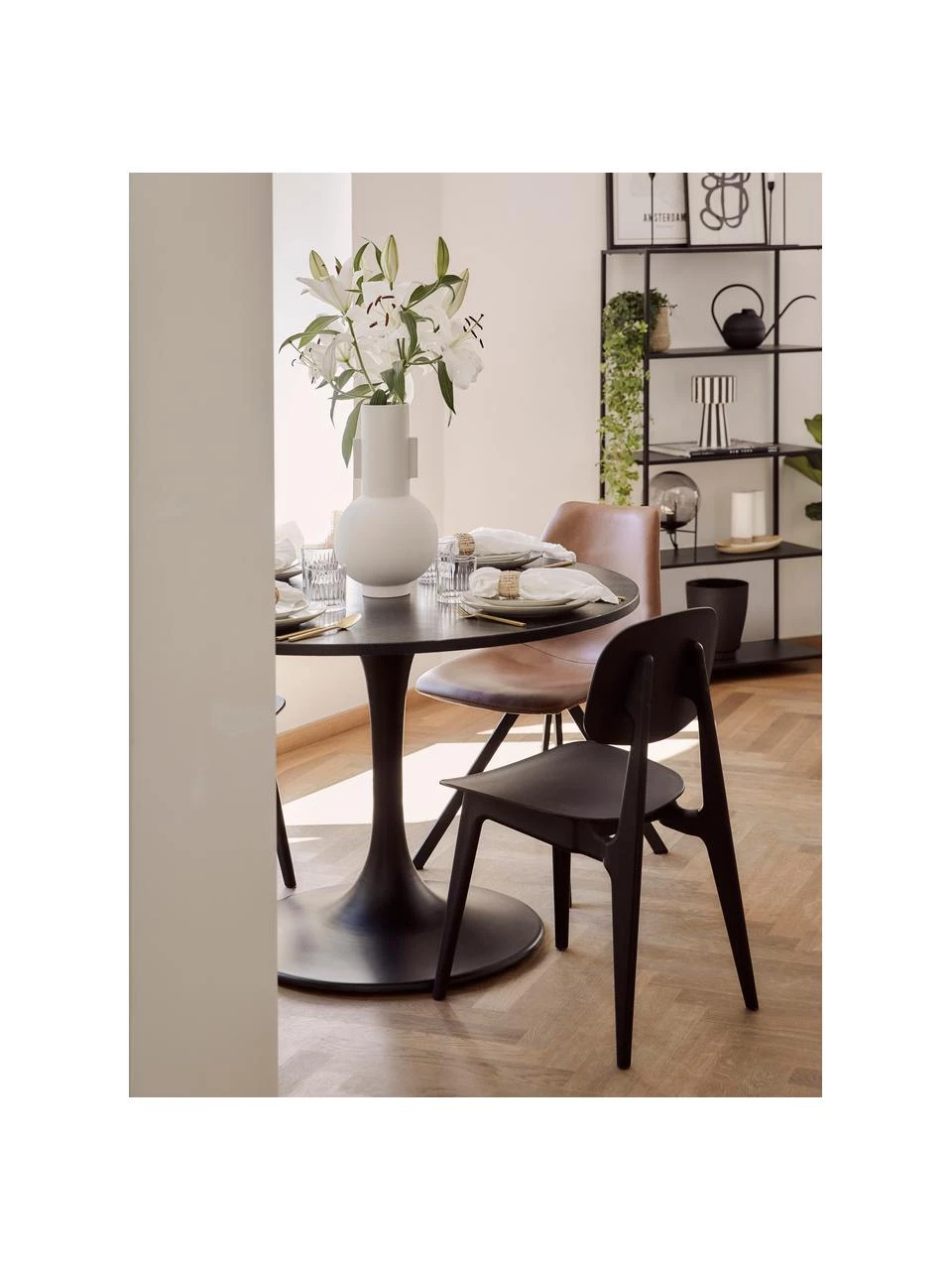 Westwing Collection Kunststoff-Stühle Smilla, 2 Stück, B 43 x T 49 cm 4 Westwing Collection Kunststoff-Stühle Smilla, 2 Stück, B 43 x T 49 cm – Bild 2