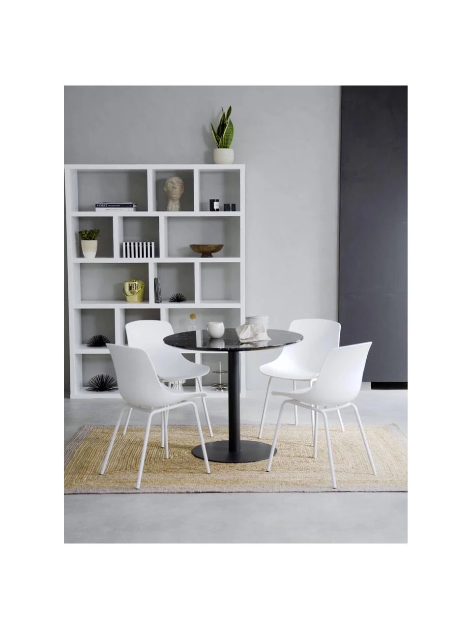 Westwing Collection Kunststoffstühle Dave mit Metallbeinen in Weiß, 2 Stück, B 46 x T 53 cm 4 Westwing Collection Kunststoffstühle Dave mit Metallbeinen in Weiß, 2 Stück, B 46 x T 53 cm – Bild 2