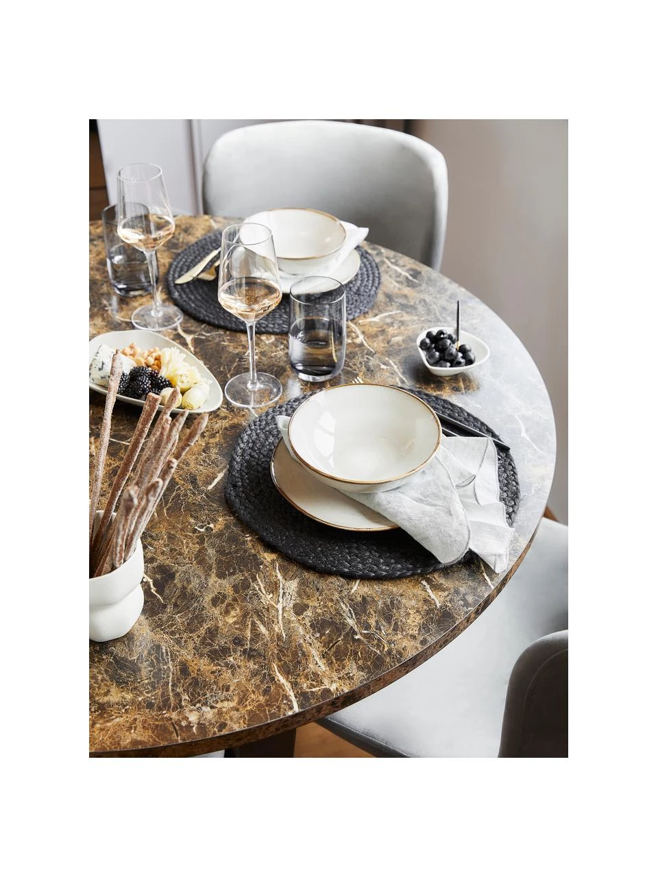 Runder Esstisch Amble in Marmoroptik, Ø 110 cm, Ø 110 x H 75 cm 4 Runder Esstisch Amble in Marmoroptik, Ø 110 cm, Ø 110 x H 75 cm – Bild 2